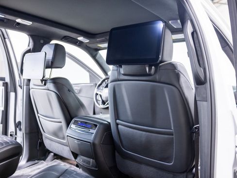 Used 2024 Cadillac Escalade V AWD/4WD image 36