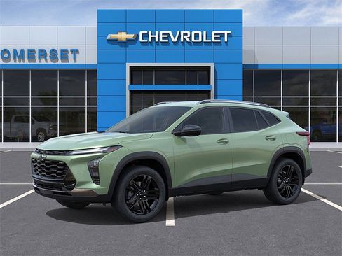 New 2026 Chevrolet Trax ACTIV w/ Driver Confidence Package image 2