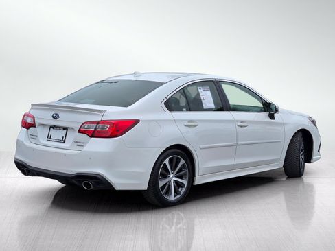 Used 2018 Subaru Legacy 3.6R Limited AWD/4WD image 4