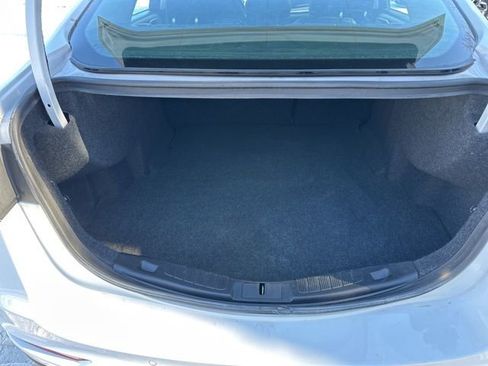 Used 2020 Ford Fusion SE image 25