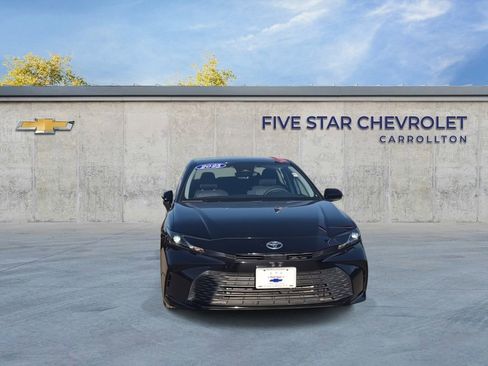 Used 2025 Toyota Camry LE FWD image 3