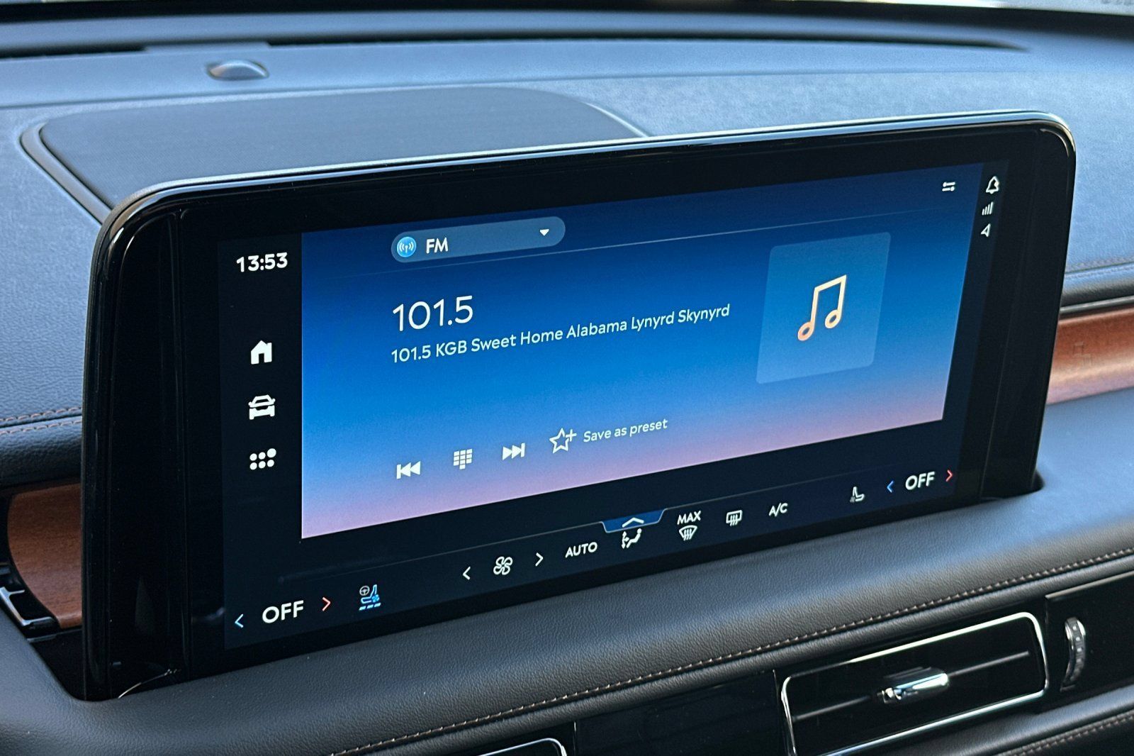 New 2026 Lincoln Aviator Black Label AWD/4WD image 18