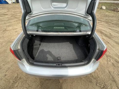 Used 2013 Volkswagen Passat 2.5 SE image 25