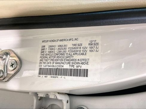 Used 2018 Acura RDX w/ Technology Package AWD/4WD image 20