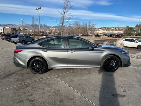 Used 2026 Toyota Camry SE image 9