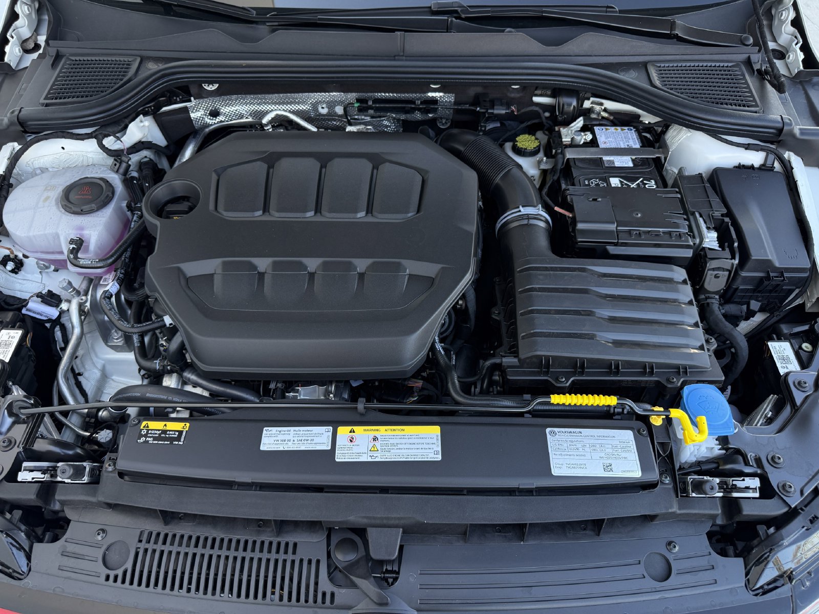 New 2026 Volkswagen GTI SE FWD image 26