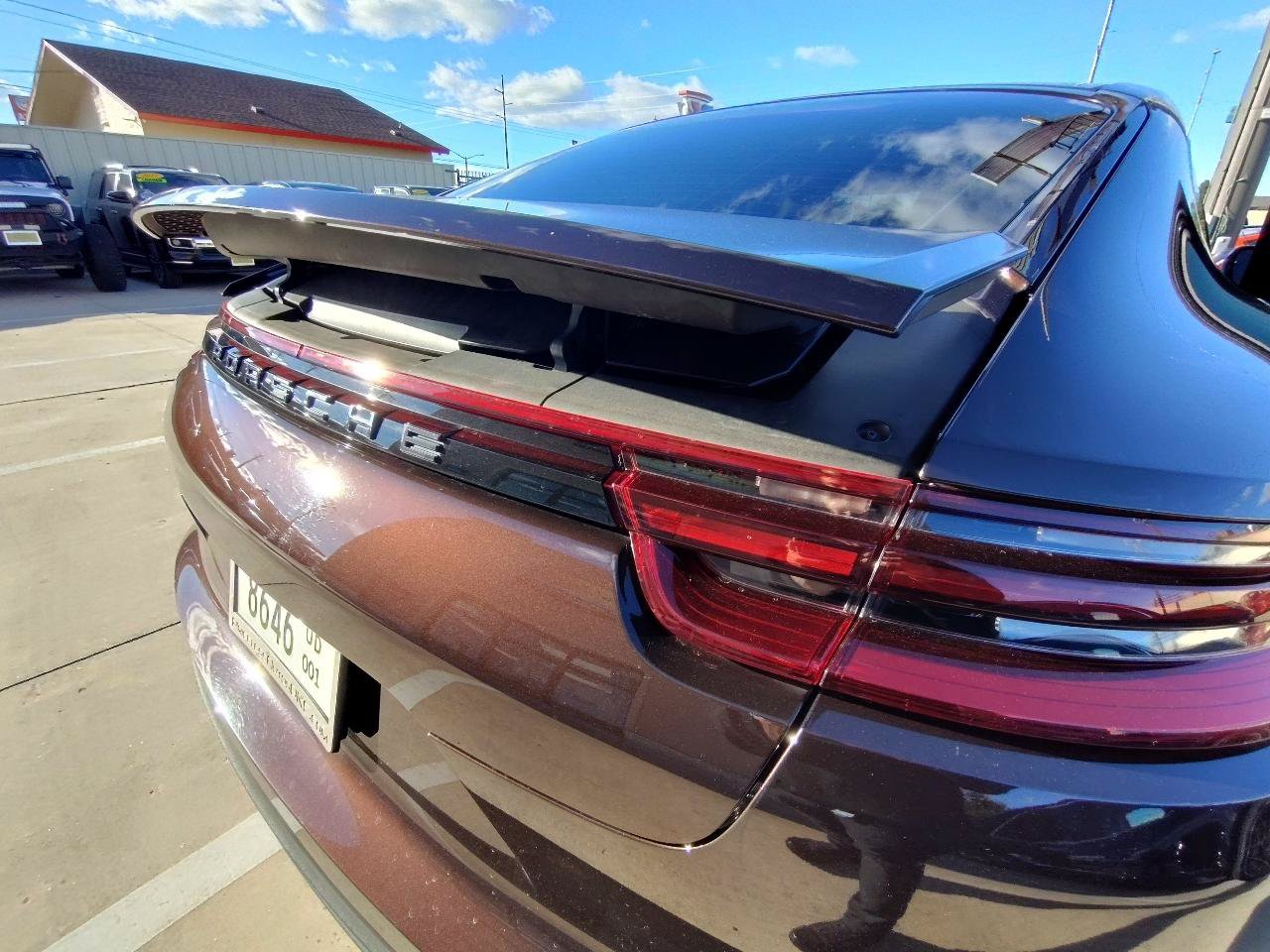 Used 2018 Porsche Panamera RWD image 49