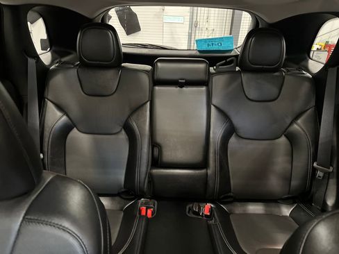 Used 2022 Jeep Cherokee Limited AWD/4WD image 26