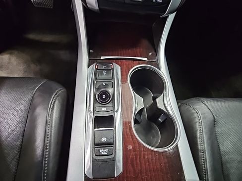 Used 2017 Acura TLX V6 w/ Technology Package image 18