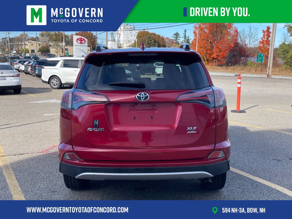 Used 2016 Toyota RAV4 XLE AWD/4WD image 4