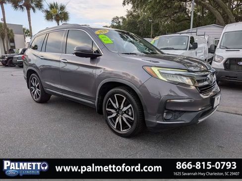 Used 2020 Honda Pilot Touring image 2