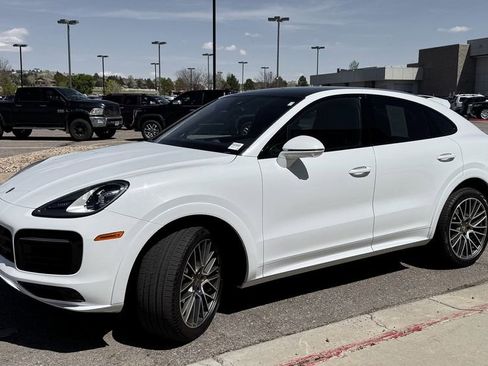 Used 2023 Porsche Cayenne Coupe AWD/4WD image 4