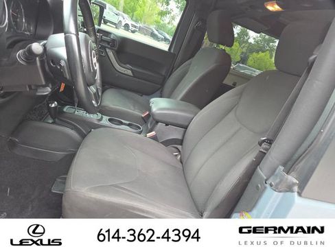 Used 2015 Jeep Wrangler Sport AWD/4WD image 29