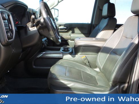 Used 2022 Chevrolet Silverado 2500 LTZ w/ LTZ Convenience Package image 10