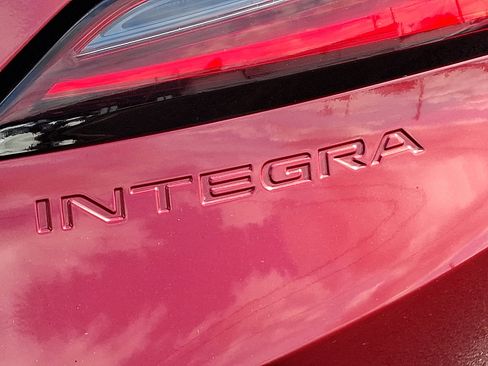 Used 2024 Acura Integra image 30