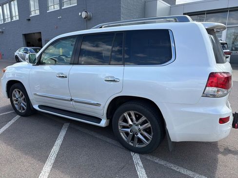 Used 2014 Lexus LX 570 4WD image 21