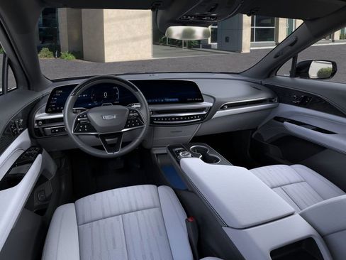 New 2026 Cadillac Lyriq Luxury image 15