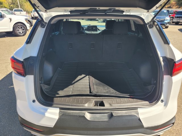 Used 2023 Chevrolet Blazer LT FWD image 8