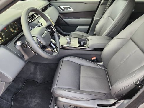 New 2026 Land Rover Range Rover Velar Dynamic SE image 13