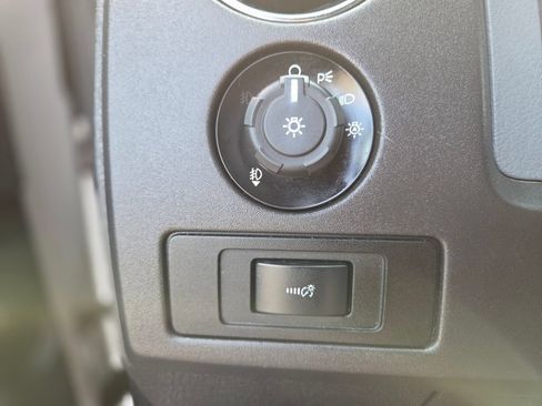 Used 2014 Ford F150 XLT w/ Equipment Group 302A Luxury RWD image 27