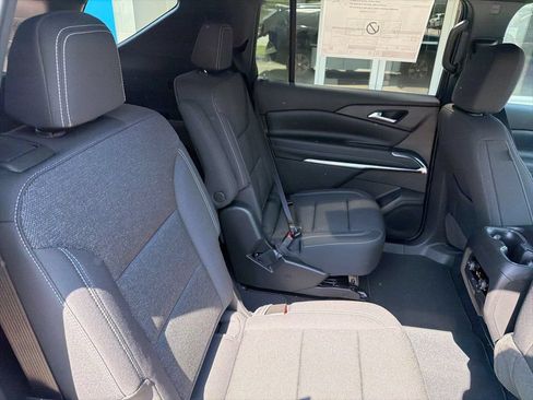 New 2026 Chevrolet Traverse LT w/ Driver Confidence Package FWD image 4