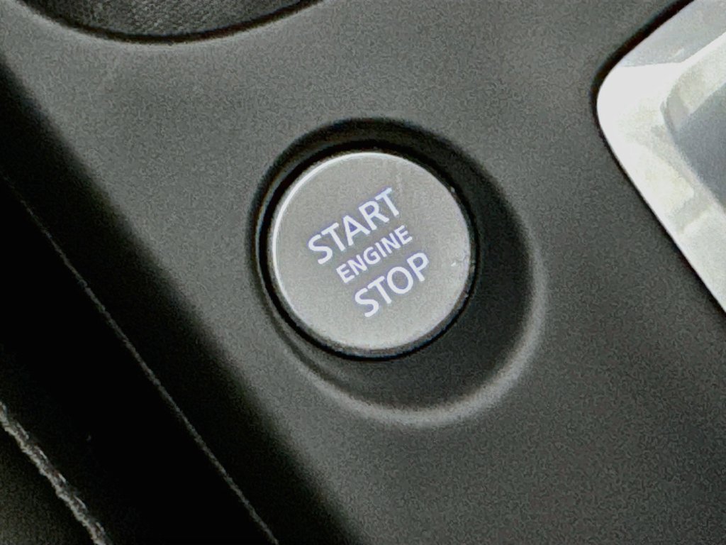 Certified 2025 INFINITI QX50 Luxe AWD/4WD image 22