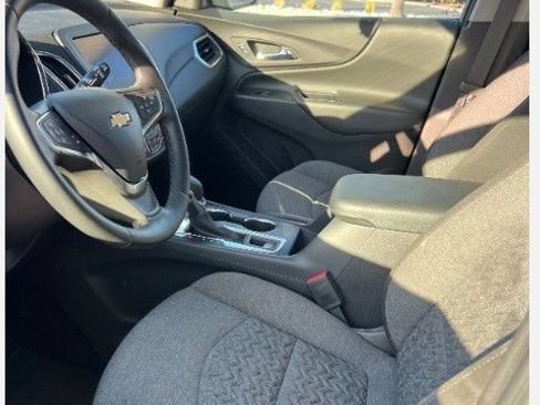 Used 2024 Chevrolet Equinox LT AWD/4WD image 6
