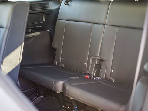 Certified 2025 Hyundai Santa Fe SEL image 19