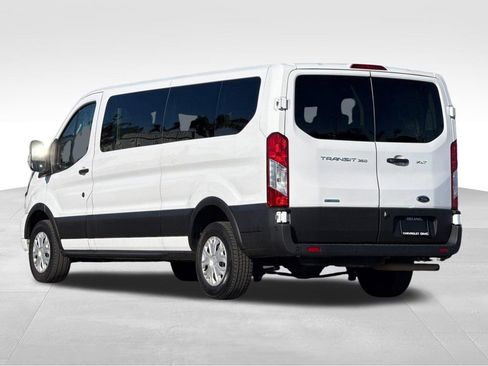 Used 2023 Ford Transit 350 XLT image 3