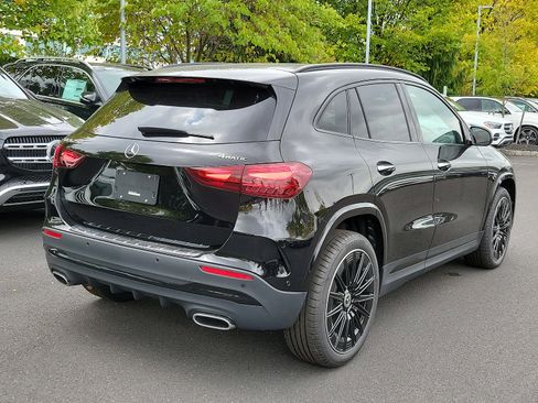 New 2025 Mercedes-Benz GLA 250 4MATIC image 6