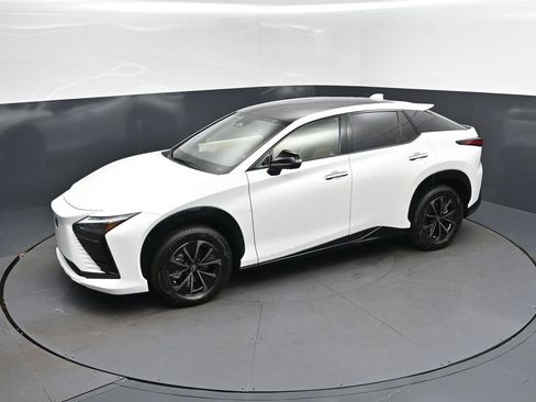 New 2026 Lexus RZ 350e 2WD image 31