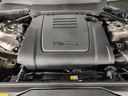 New 2026 Land Rover Discovery S AWD/4WD image 32