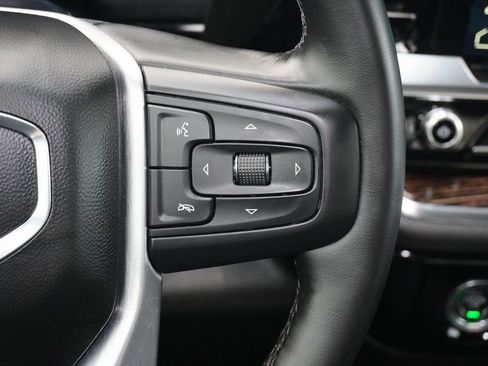 Used 2024 GMC Sierra 1500 SLE image 18