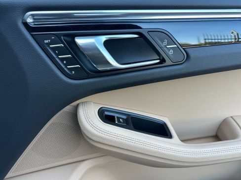 New 2026 Porsche Macan S AWD/4WD image 19