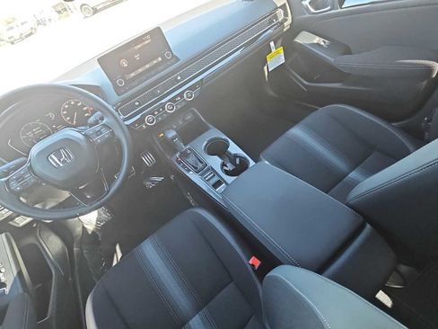 Certified 2025 Honda Civic Sport image 22