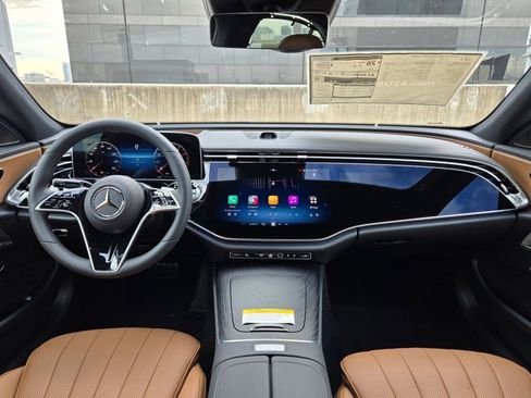 New 2026 Mercedes-Benz E 450 4MATIC Sedan image 15