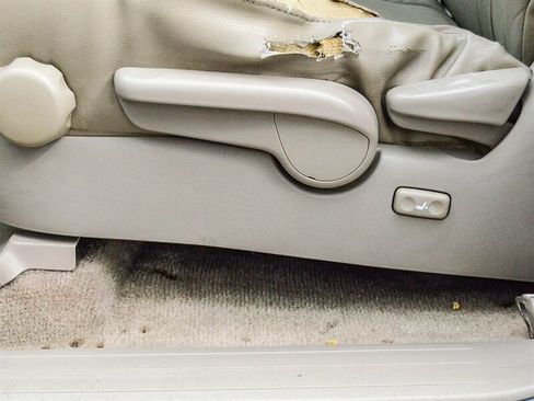 Used 2004 Toyota 4Runner SR5 image 27