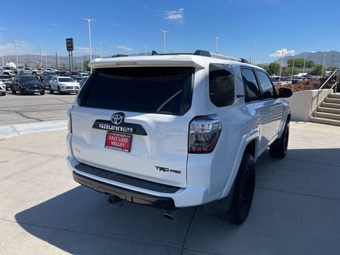Used 2017 Toyota 4Runner TRD Pro AWD/4WD image 5