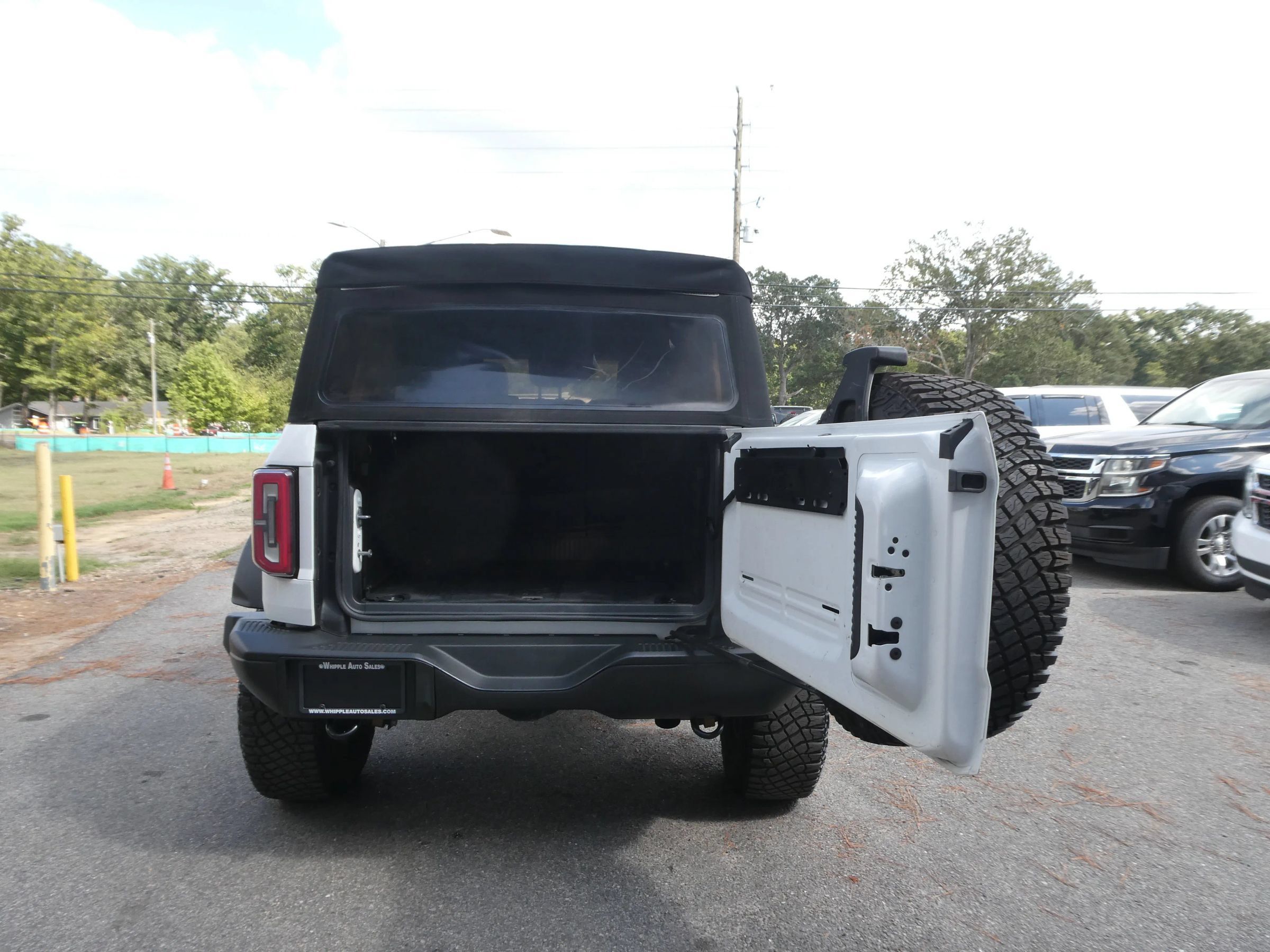 Used 2021 Ford Bronco Badlands w/ Sasquatch Package AWD/4WD image 7