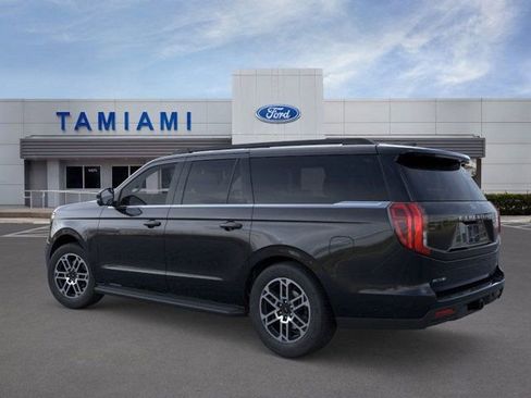 New 2025 Ford Expedition Max Active image 4