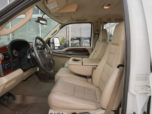 Used 2006 Ford F350 Lariat image 24