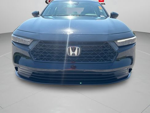 Used 2023 Honda Accord EX image 29
