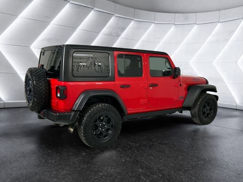 Used 2023 Jeep Wrangler Unlimited image 4