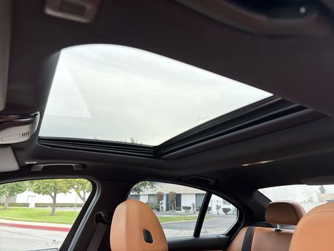 Used 2023 BMW M340i xDrive w/ Premium Package image 10