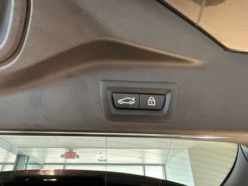 Used 2023 BMW X5 xDrive40i w/ Luxury Seating Package AWD/4WD image 13