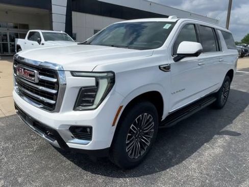 New 2026 GMC Yukon XL Elevation w/ Elevation Premium Package AWD/4WD image 6