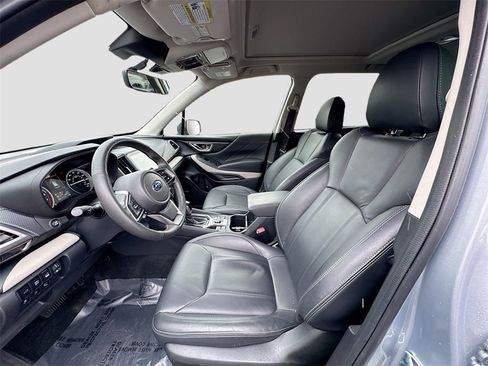 Used 2024 Subaru Forester Limited image 22
