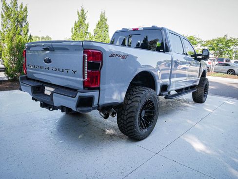 Used 2024 Ford F350 Lariat w/ Lariat Ultimate Package AWD/4WD image 10