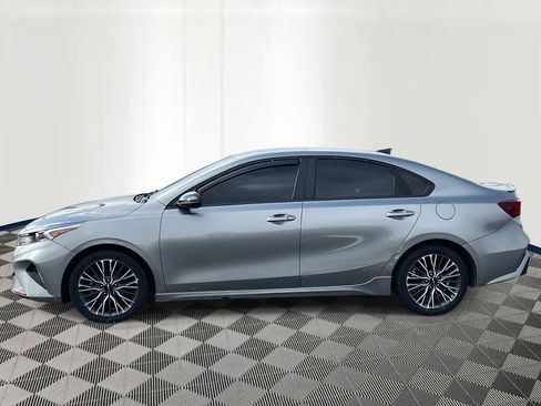 Used 2023 Kia Forte GT-Line w/ GT-Line Premium Package FWD image 2