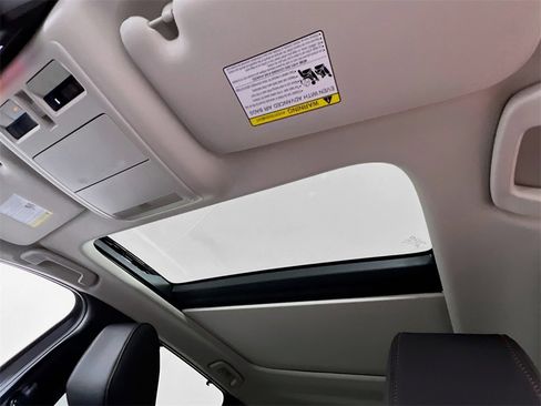 Used 2025 MAZDA CX-90 Plug-In Hybrid w/Premium Sport image 18